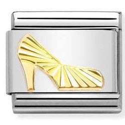030149/49 Classic 18ct Yellow Gold Shoe with Etched Detail