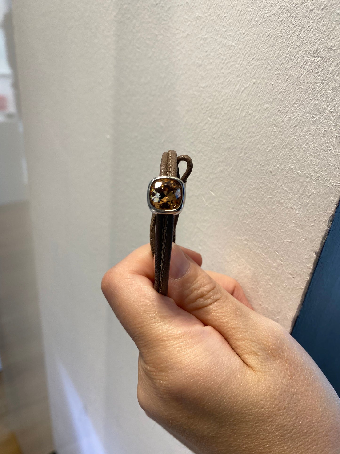 MY BON BONS Brown Leather & Brown Crystal detail 065055/012